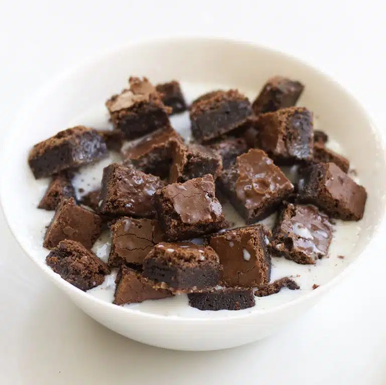 מיני בראוניז שוקולד בחלב