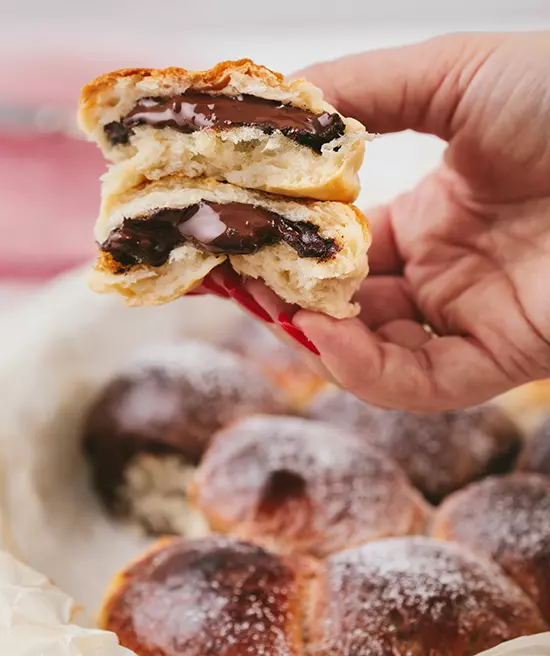 לחמניות במילוי שוקולד