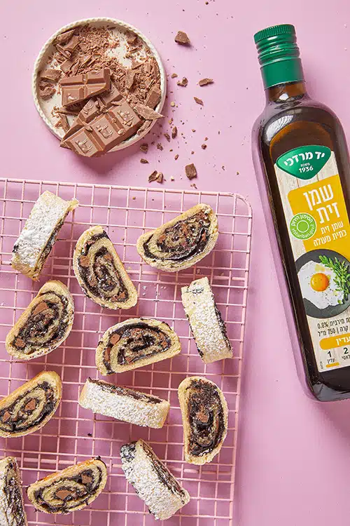 עוגיות מגולגלות על בסיס שמן זית במילוי שוקולד ודבש