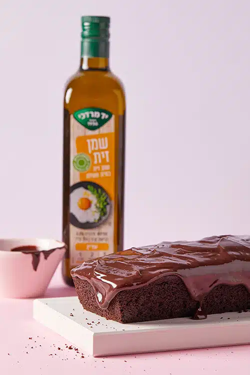 עוגת שוקולד בחושה שכולם יתאהבו בה – על בסיס שמן זית