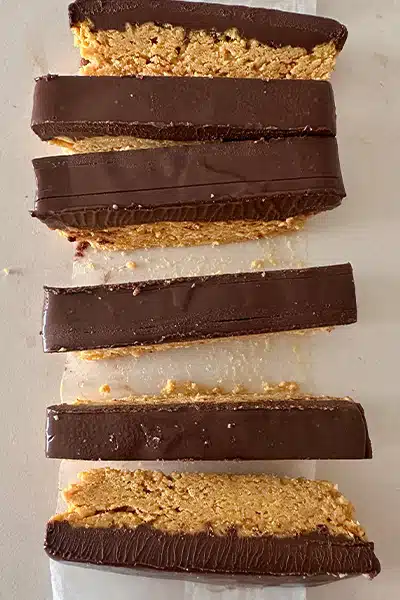 חטיף חמאת בוטנים ושוקולד